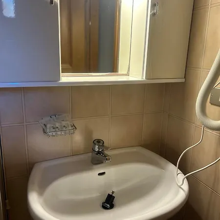 Sorive Hotel 2*